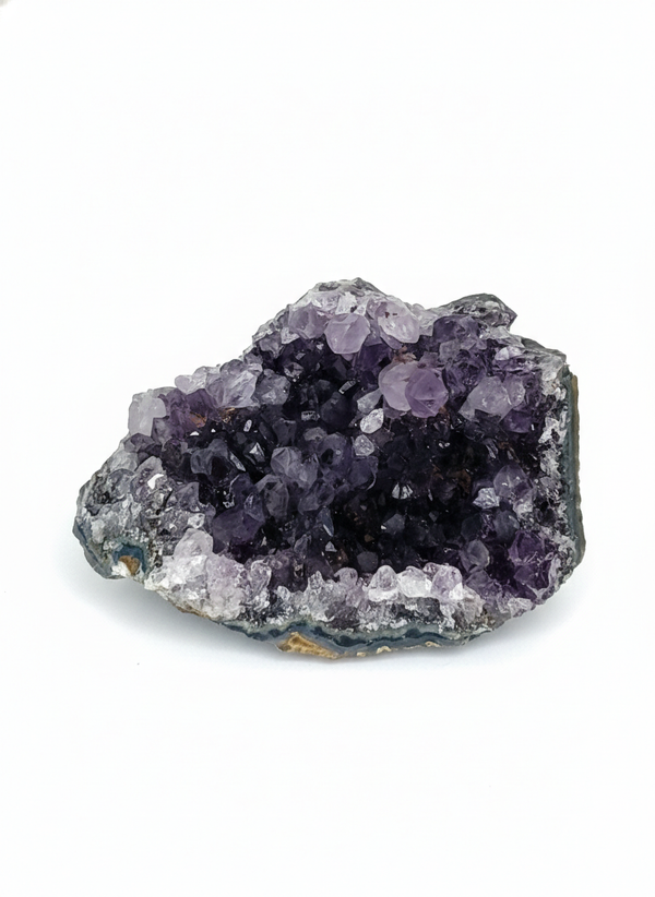 Brasilianischer Amethyst „Violette Grotte“